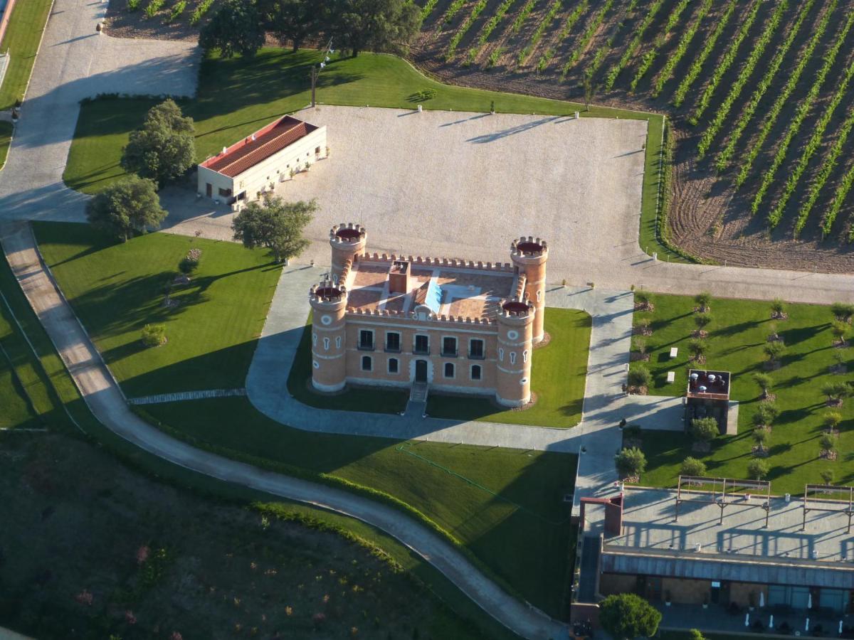 Castillo De Monte La Reina Posada Real & Bodega Toro Eksteriør bilde